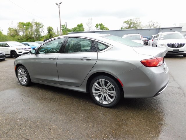 Pre-Owned 2015 Chrysler 200 Limited 4D Sedan In Richmond #35191A ...