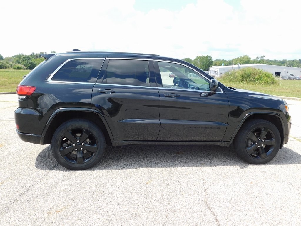 Pre-Owned 2015 Jeep Grand Cherokee Altitude 4D Sport Utility in ...