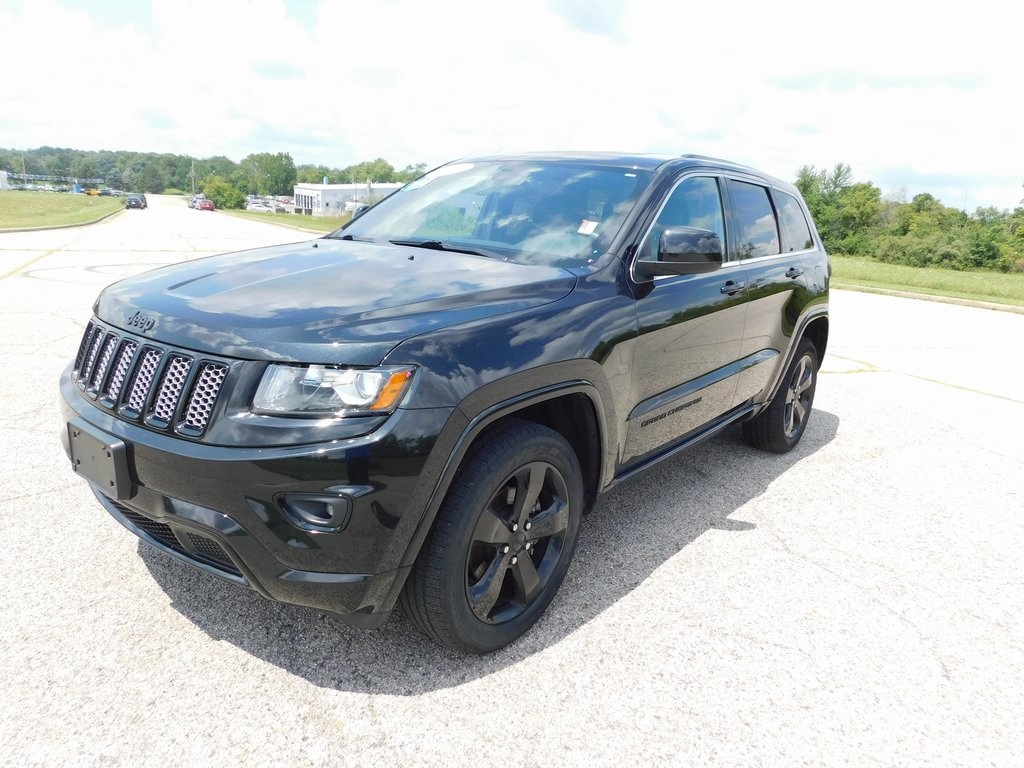 Pre-Owned 2015 Jeep Grand Cherokee Altitude 4D Sport Utility in ...