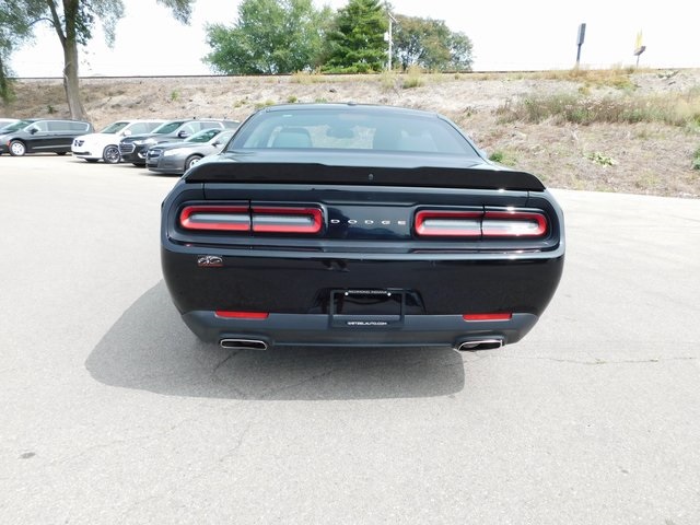 Certified Pre Owned 2019 Dodge Challenger Sxt Rwd 2d Coupe 