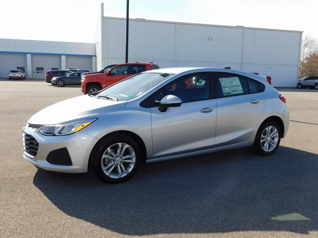 New 2019 Chevrolet Cruze LS 4D Hatchback in Richmond #C59241 | Wetzel Group