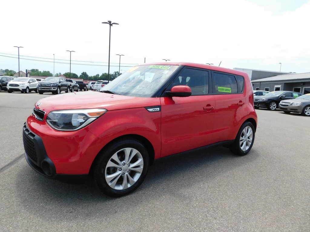 Pre-Owned 2015 Kia Soul Plus FWD 4D Hatchback